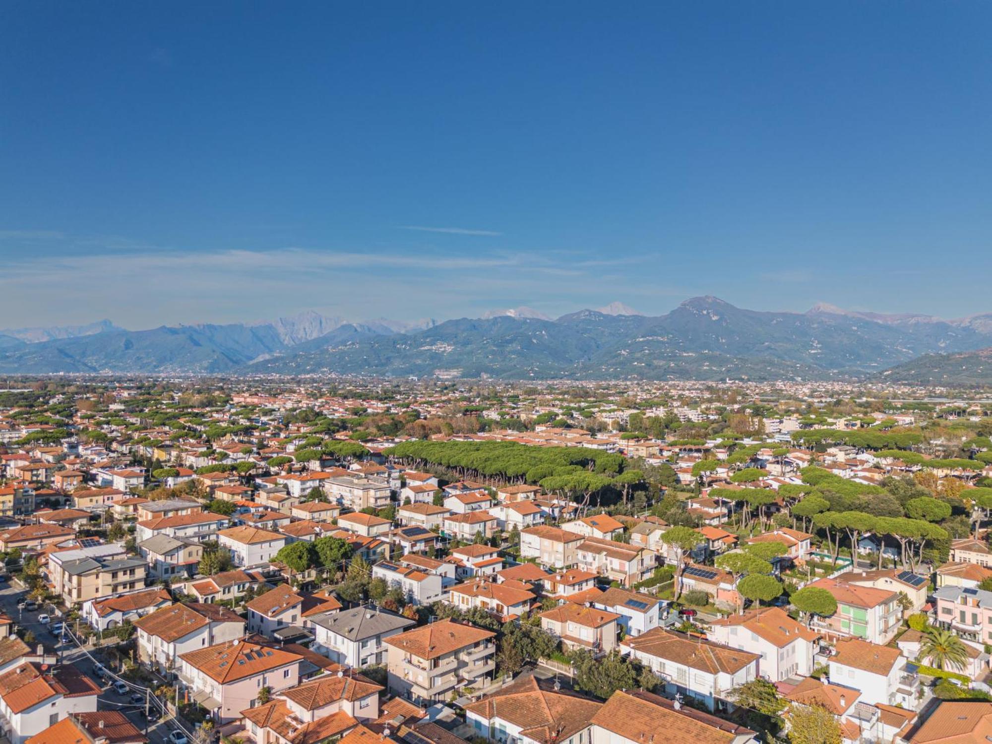Apartment Dei Fiori By Interhome Lido di Camaiore Exterior foto